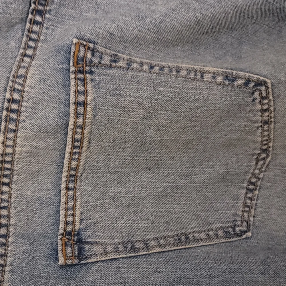 Old Navy acid washed bootcut denim jeans 38x32 brand new with tags - Picture 5 of 6